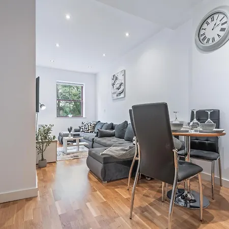 Modern Centre 2br - Sleep 8 Leeds (West Yorkshire)