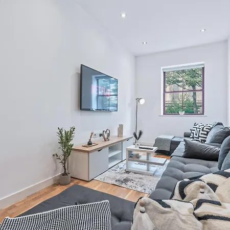 Modern Centre 2br - Sleep 8 Apartment