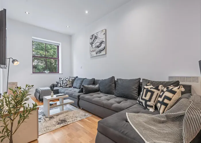 Modern Centre 2br - Sleep 8 Apartament