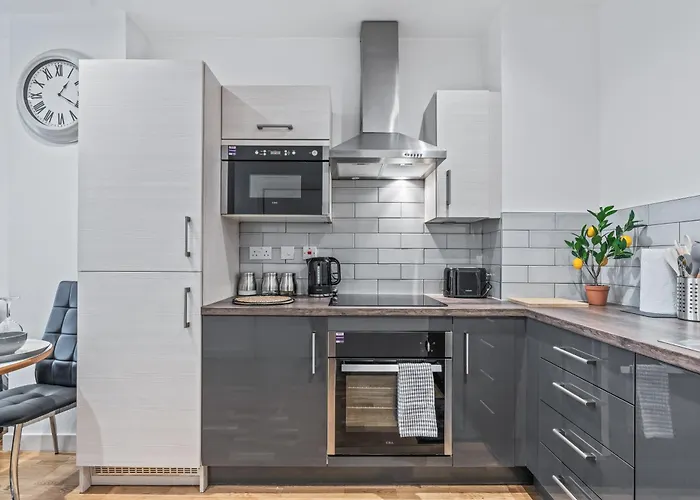 Modern Centre 2br - Sleep 8 Apartament