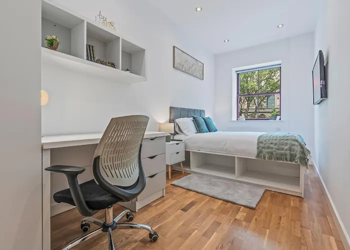 Modern Centre 2br - Sleep 8 Apartament *