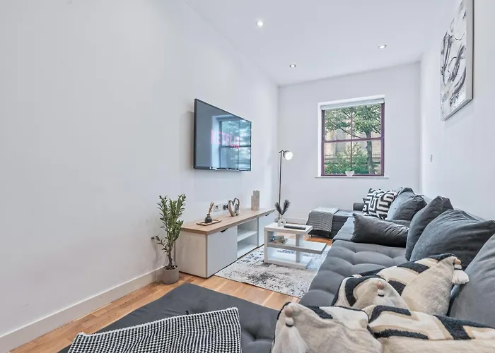 Modern Centre 2br - Sleep 8 Apartament