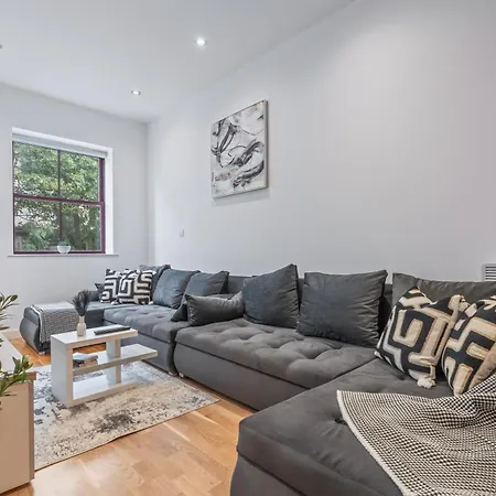 Modern Centre 2br - Sleep 8 Apartamento