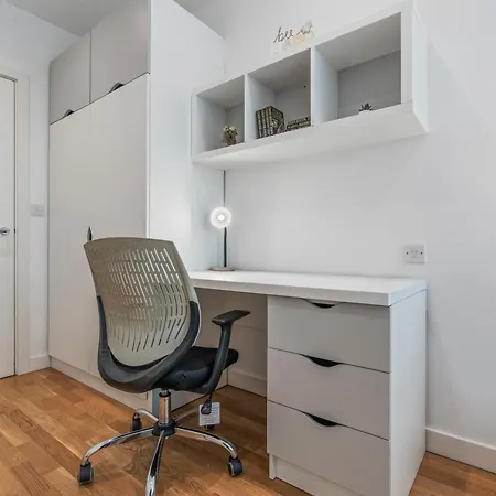 Modern Centre 2br - Sleep 8 * Leeds (West Yorkshire)