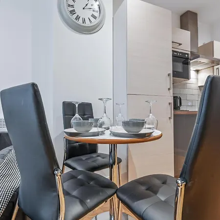 Modern Centre 2br - Sleep 8 Leeds (West Yorkshire)