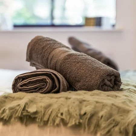 Modern Centre 2br - Sleep 8 * Leeds (West Yorkshire)