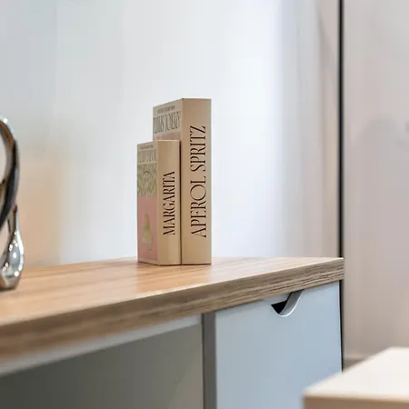 Modern Centre 2br - Sleep 8